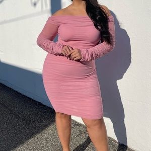 PRETTY IN PINK MIDI DRESS BODYCON